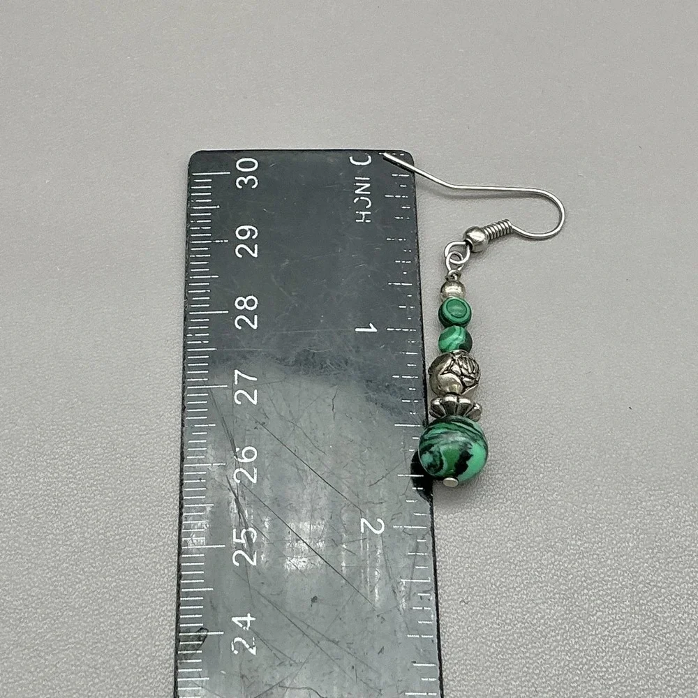 Earrings Green‎ Stone Beaded Dangle Drop Womens Silver Tone Flower Boho Jewelry